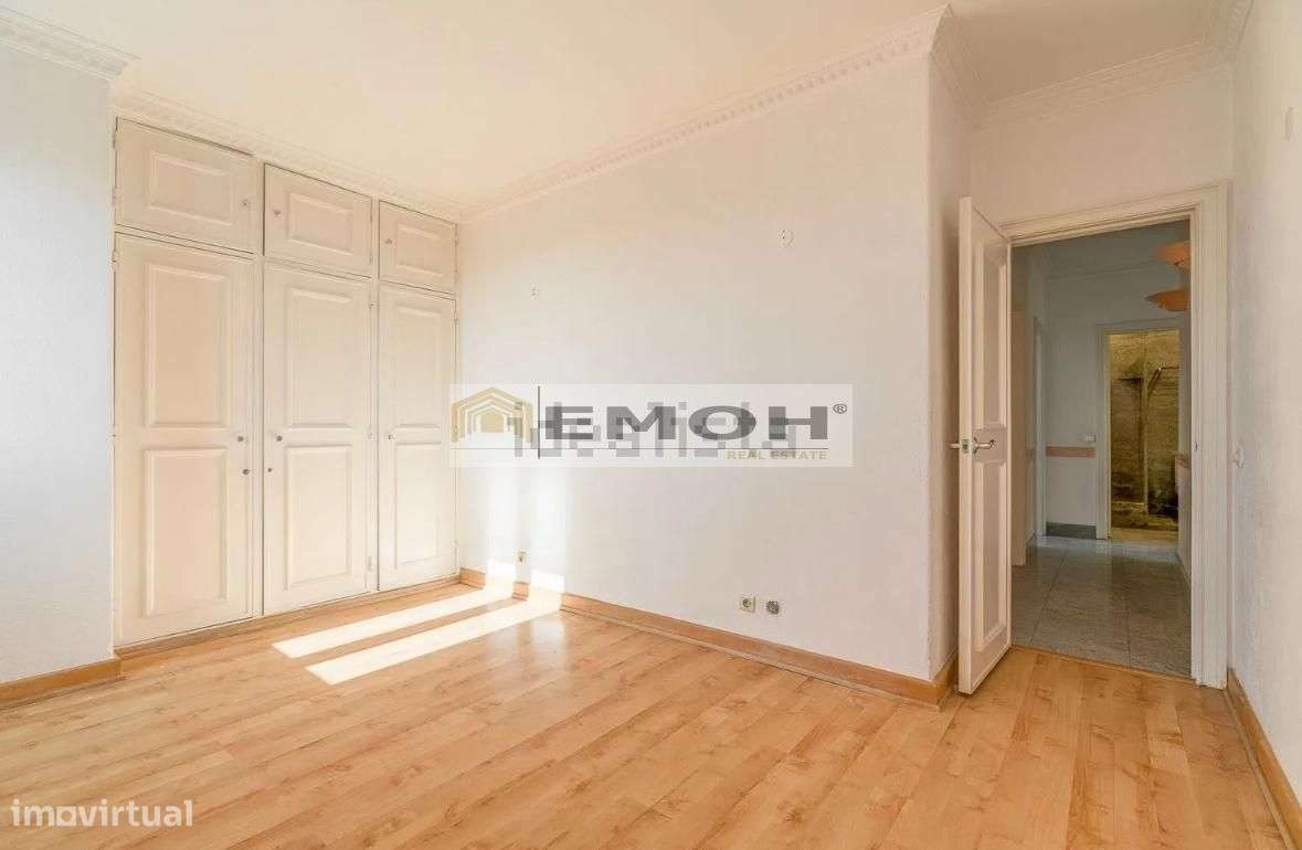 Apartamento T3 à venda na Quinta do Marquês-14