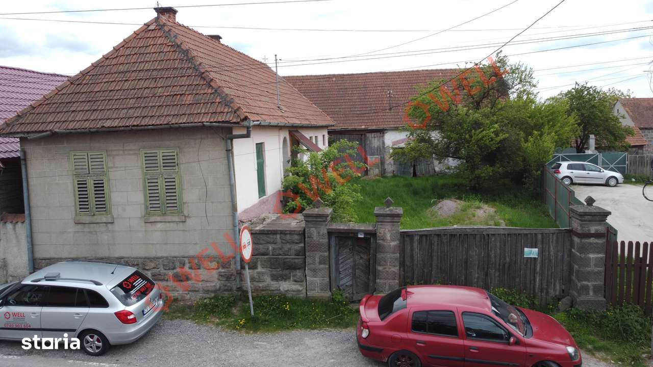 De vânzare casă de locuit în centrul satului Bixad! - Imagine principală: 2/19