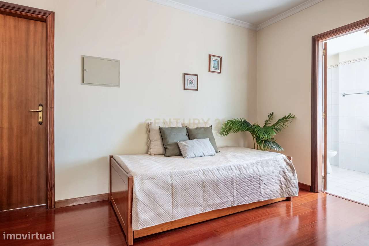 Apartamento T1 no Funchal - Grande imagem: 4/28