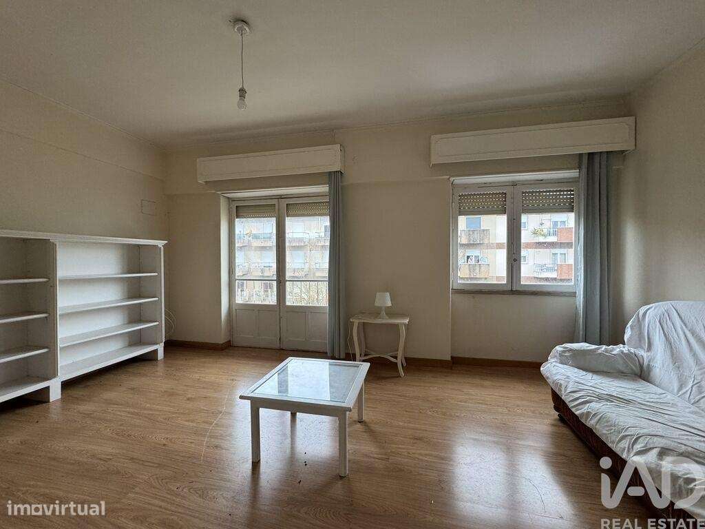 Apartamento T3 em Tomar e Santa Maria dos Olivais de 121,4 m2 - Grande imagem: 2/25