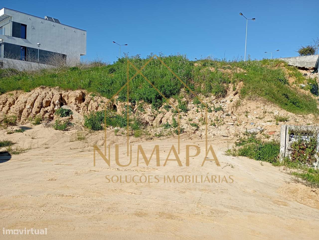 Terreno Urbano com Projeto Aprovado – Quinta da Genoveza-9