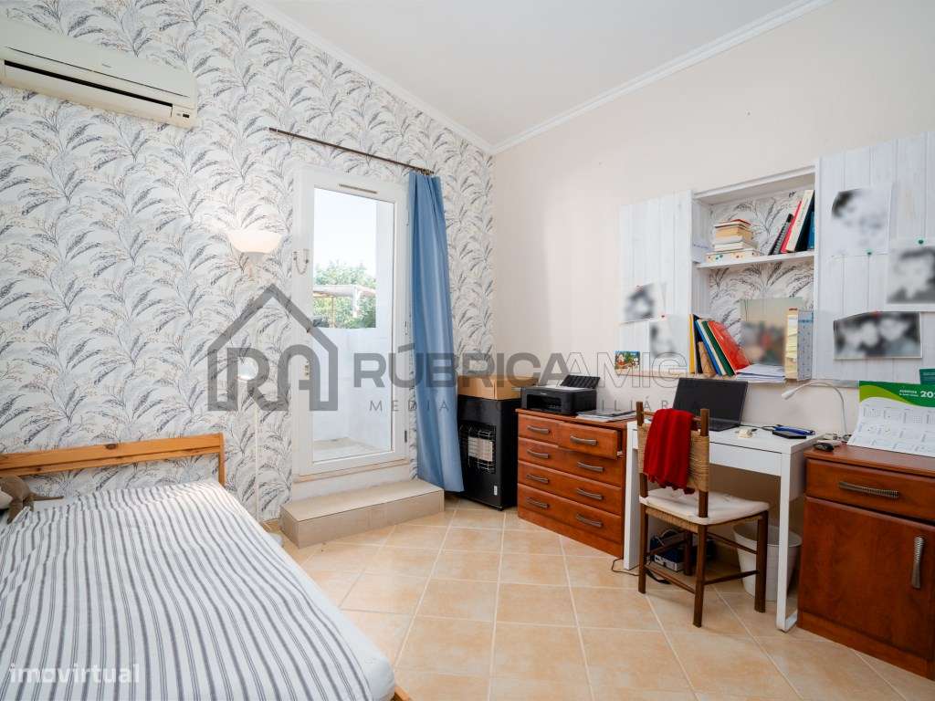 Moradia térrea de 3 quartos e piscina-22