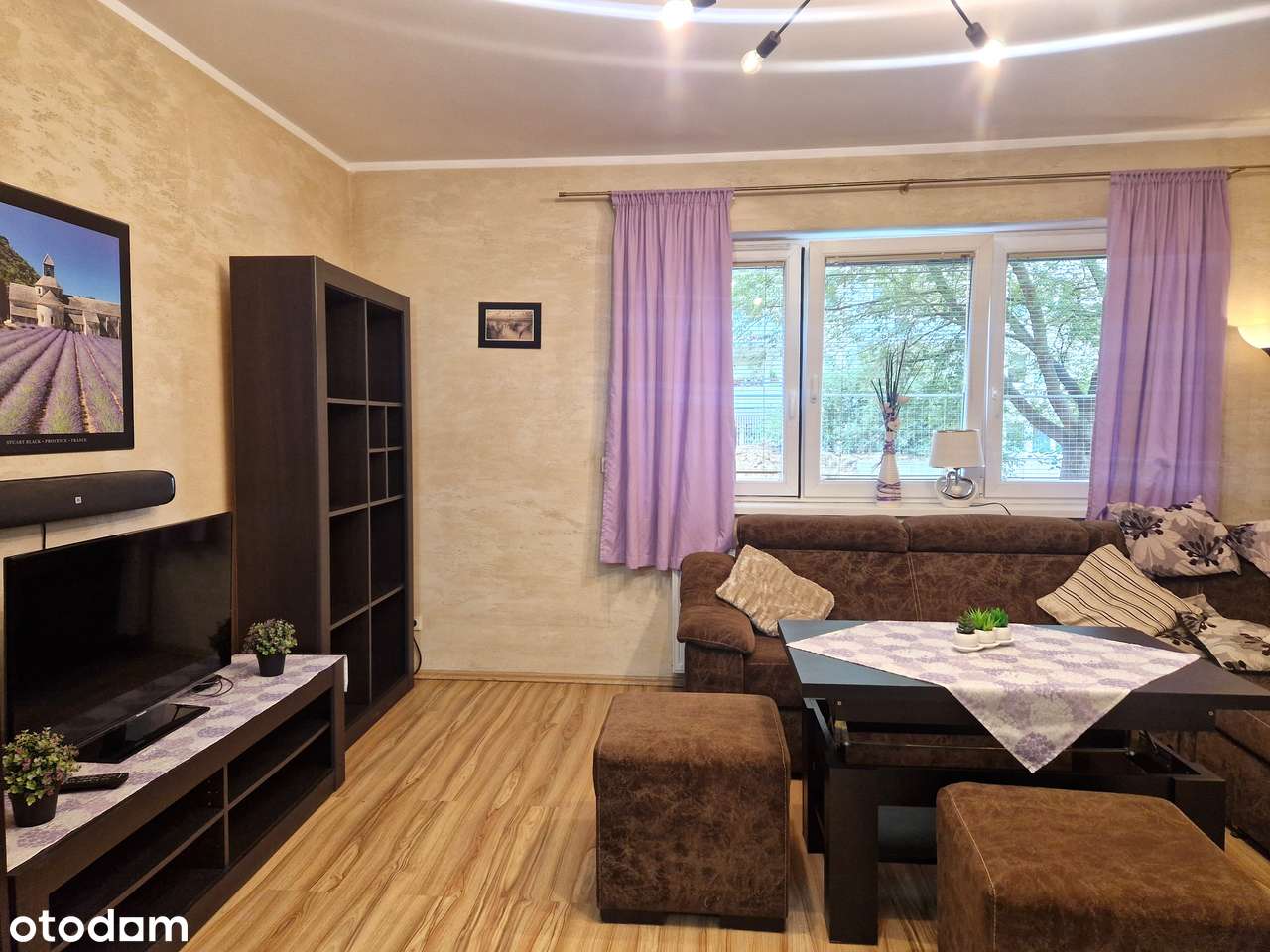 Smardzewska, Nowszy Blok, Układ Niezależny