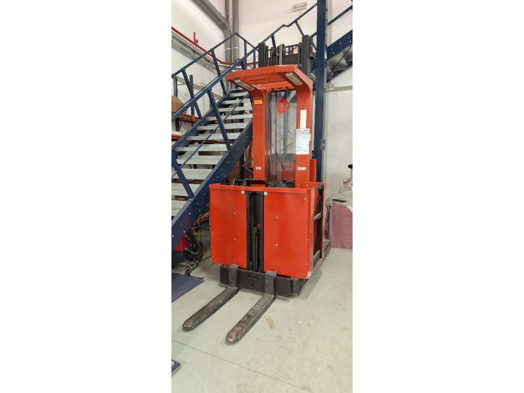 Armazém para Venda e/ou Arrendamento | Zona Industrial de Vialonga ...-8