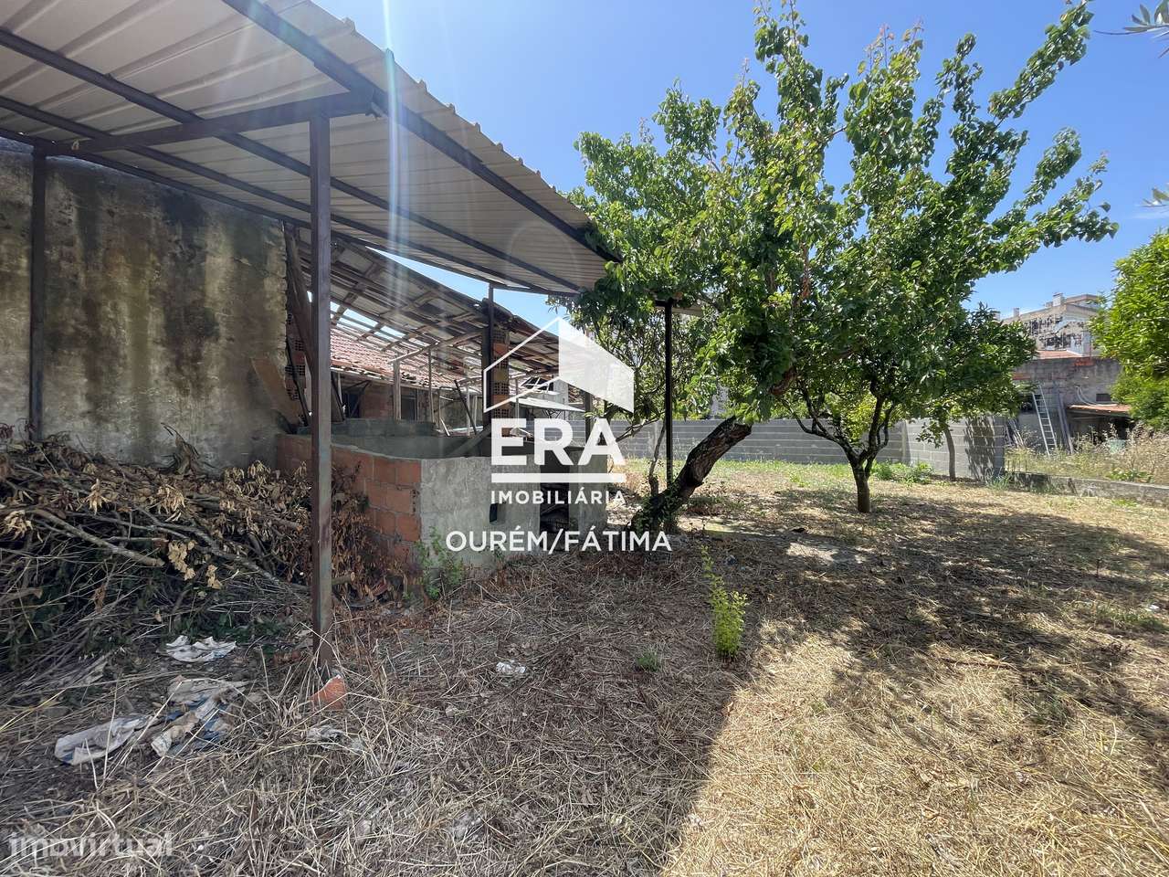 Moradia T3 para reconstrução em Vilar dos Prazeres-18