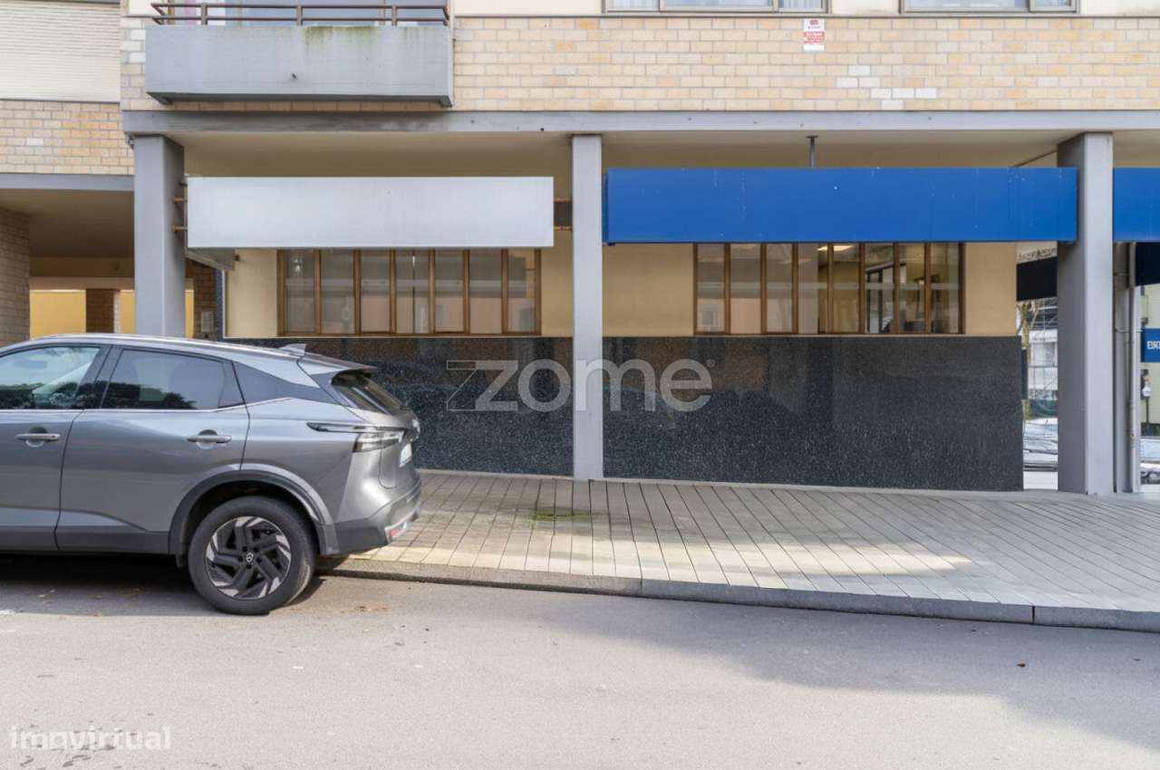 Escritório com Potencial de Conversão em Habitação Foz do Douro, Po... - Grande imagem: 2/16