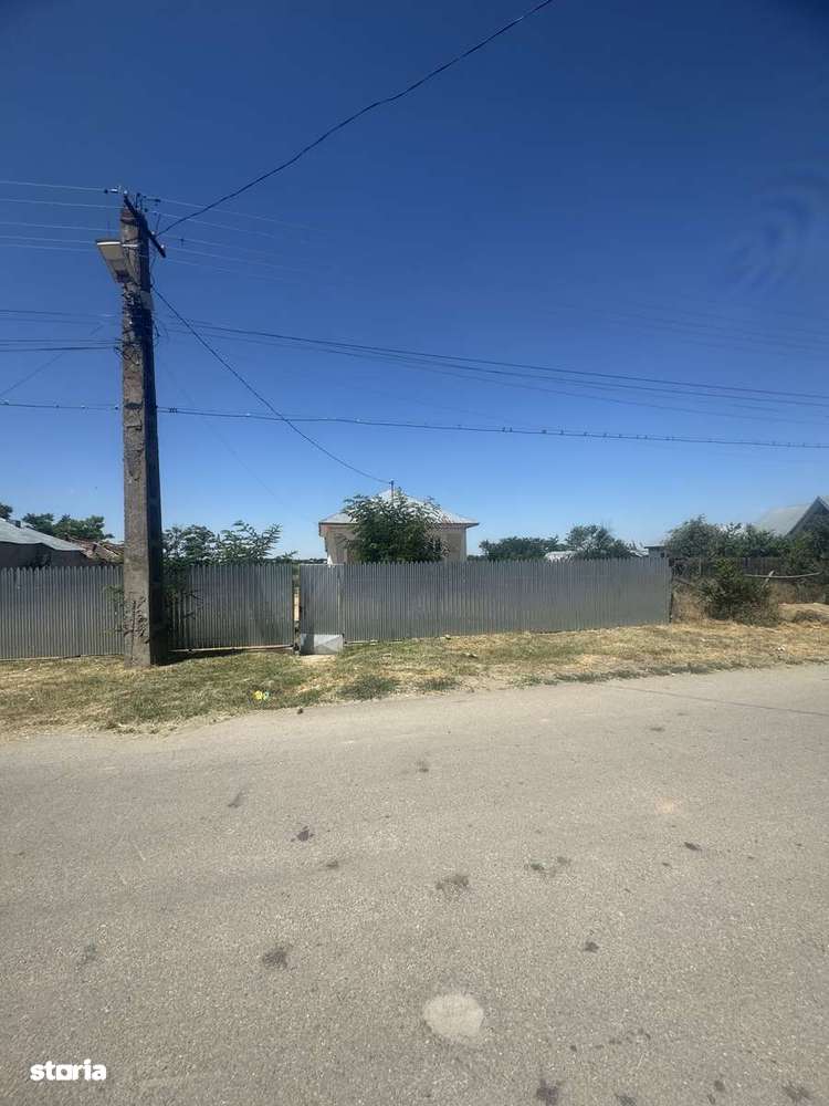 Casa 3 Camere - Imagine principală: 3/8