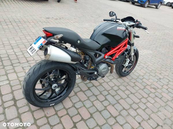 Ducati Monster - 5