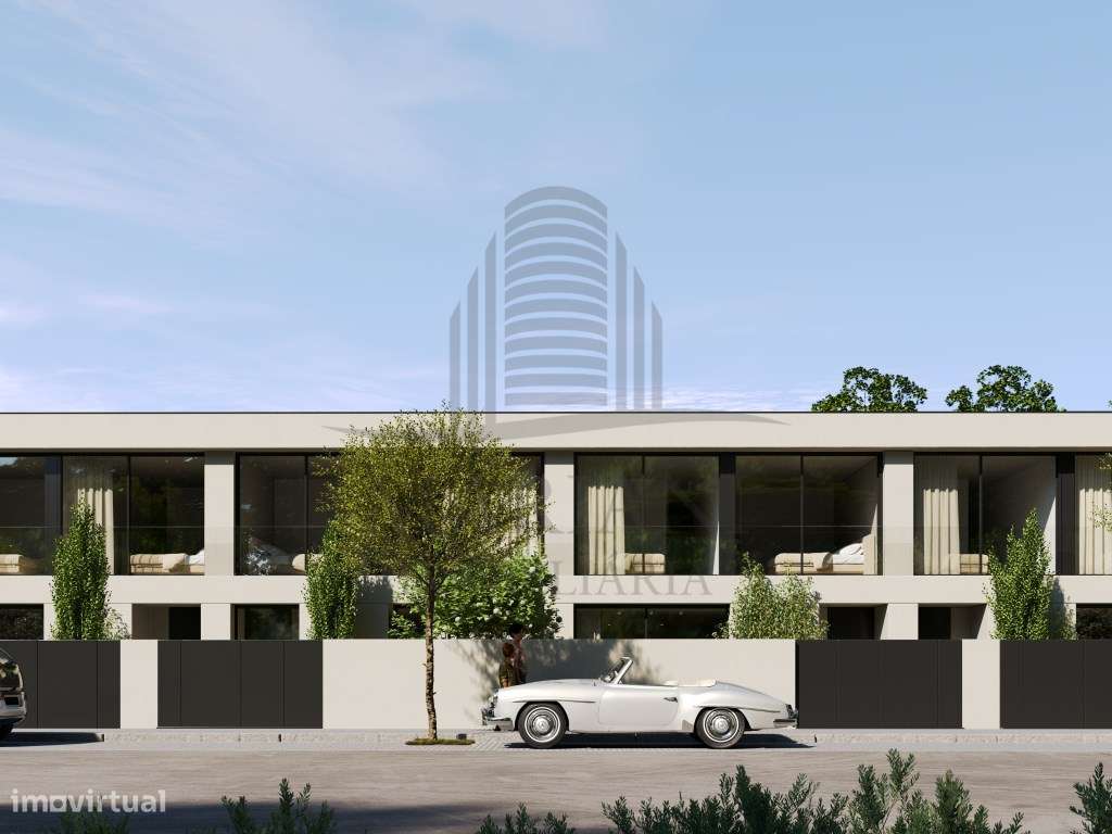 Moradias novas em construção à venda em Paramos-2