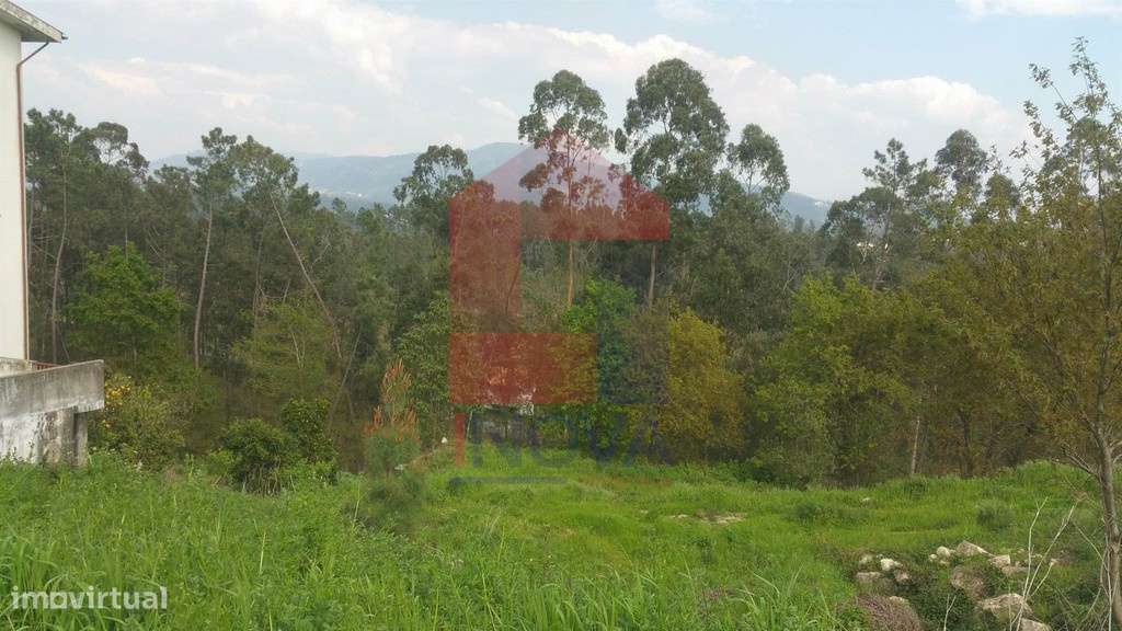 Vende-se Terreno, Vila Verde - Grande imagem: 3/9