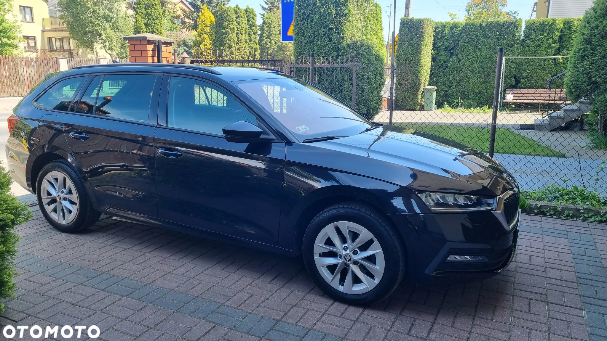 Skoda Octavia 2.0 TDI SCR Ambition - 4