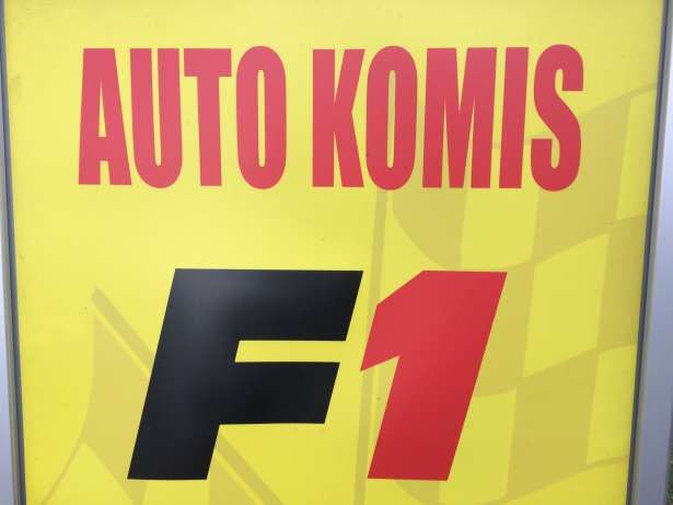 AUTO KOMIS F1 JELENIA GÓRA logo