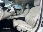 Volvo V90 D4 AWD Momentum Pro - 13