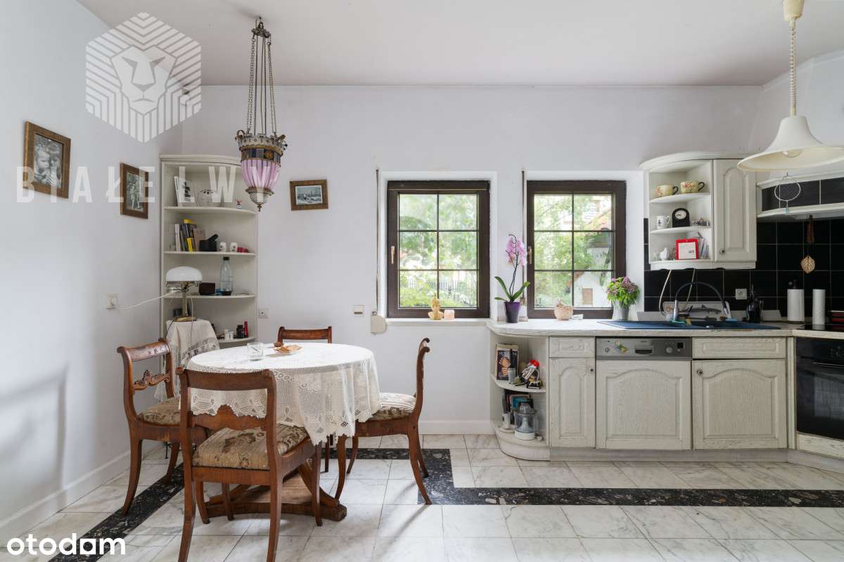 Dom wolnostojący w Kaniach-4