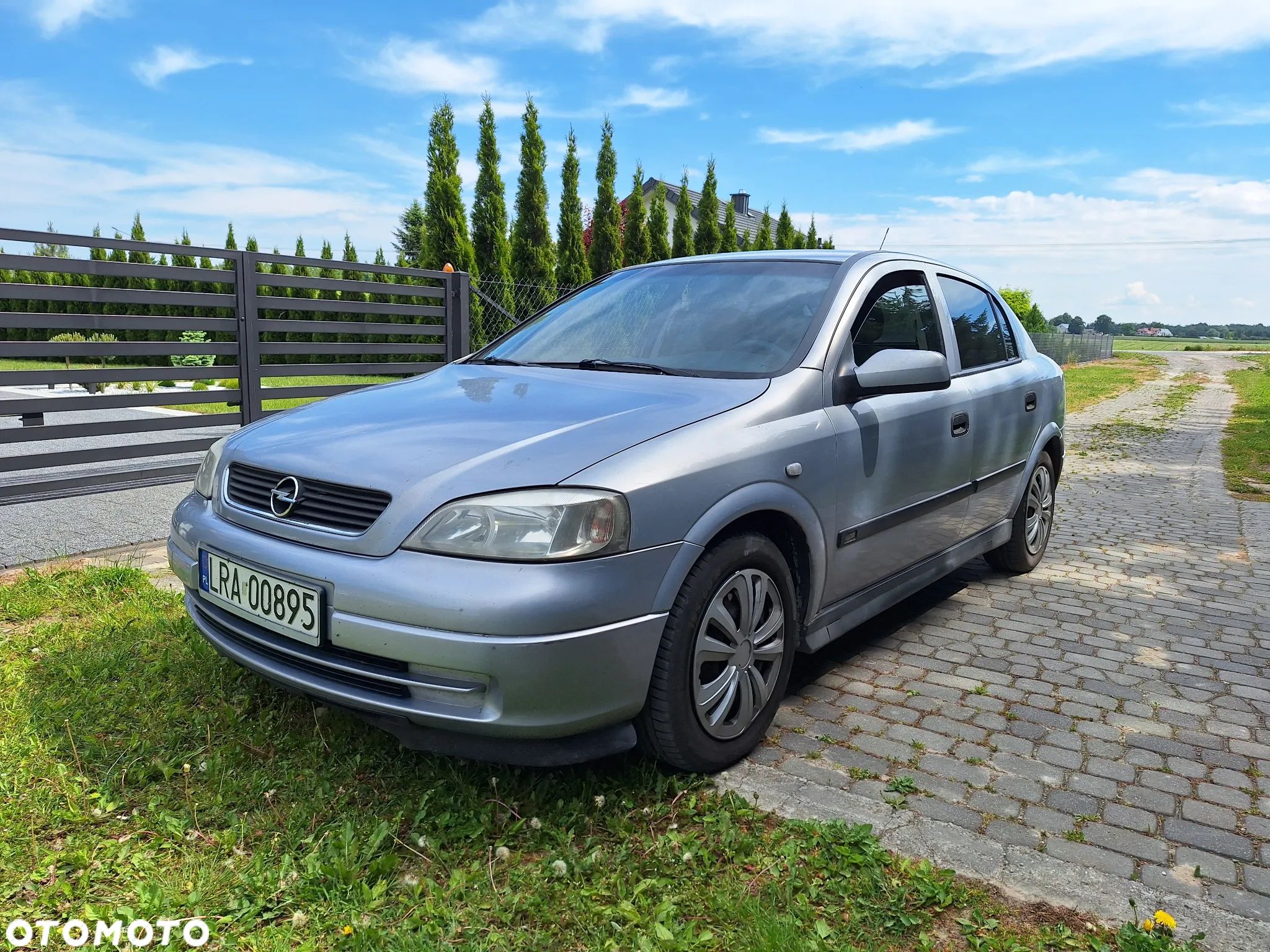 Opel Astra II 2.0 DTI - 1