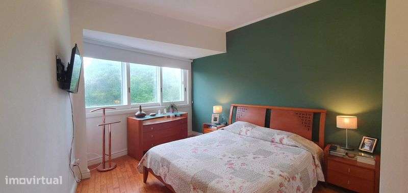 Investimento sólido — Moradia com 2 frações independentes (T4 + T2) - Grande imagem: 4/12