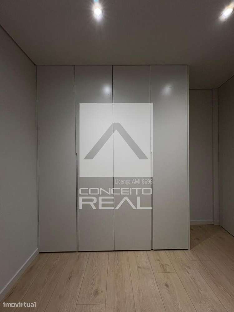 Apartamento T1 -  Pronto a habitar c/ varanda (S.Cosme - Gondomar)-10
