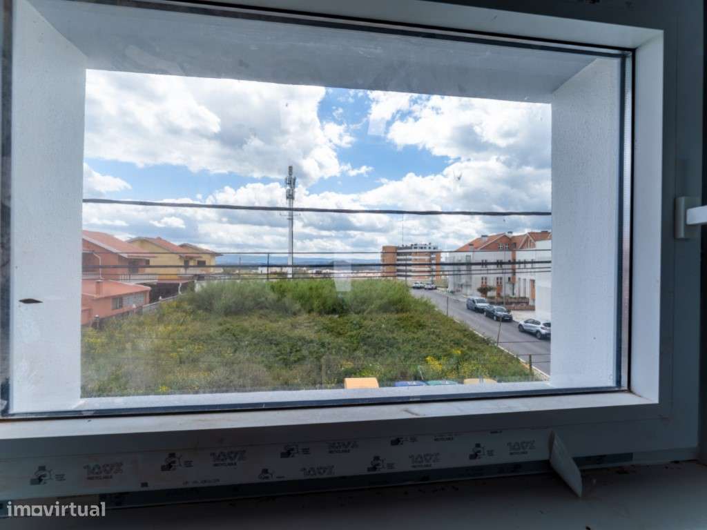Excelente apartamento duplex T3 com vista mar-24