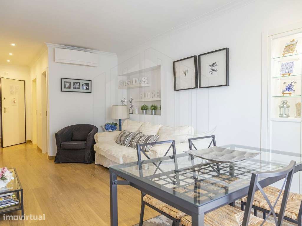 Prédio totalmente remodelado no centro histórico de Sesimbra, com e... - Grande imagem: 4/22