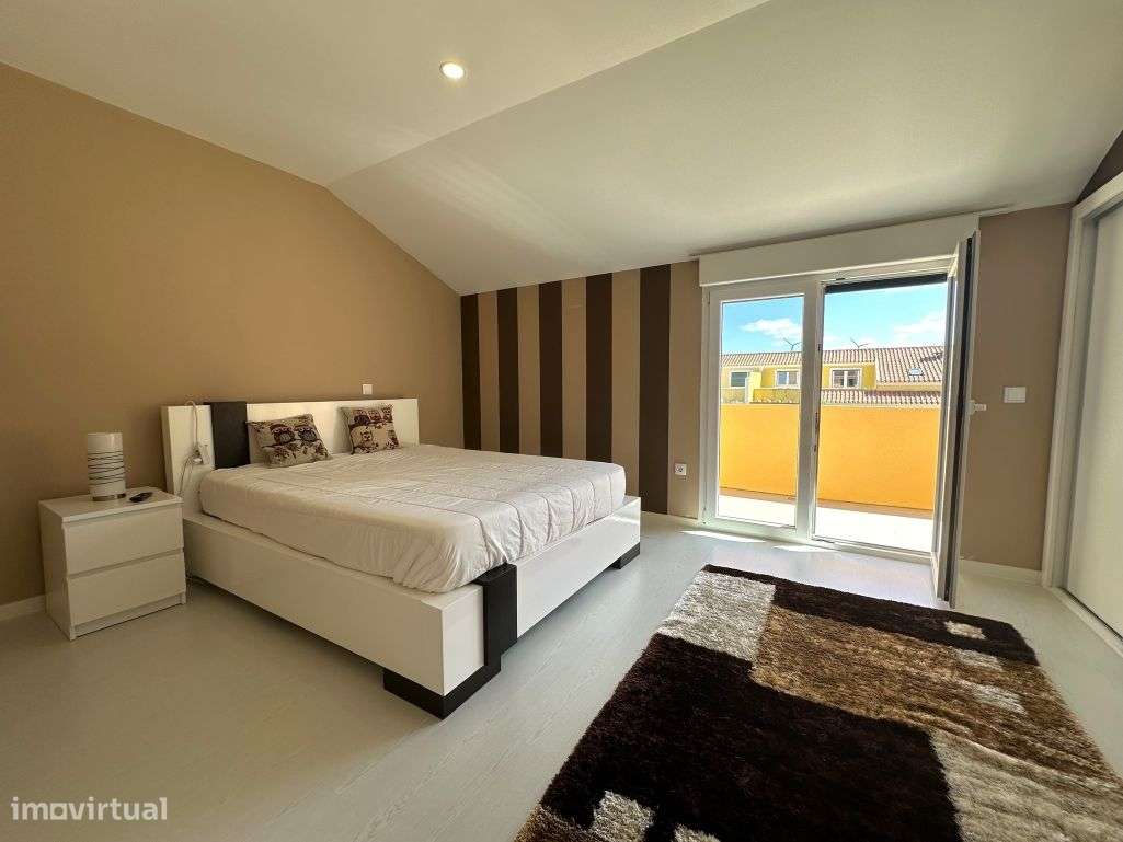 Moradia V5 com piscina - Reguengo Pequeno-23