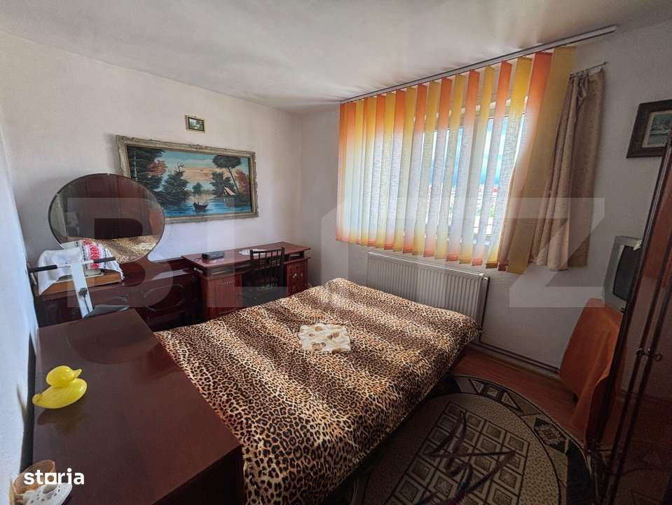 Apartament de vanzare, cu 2 camere, 49 mp, zona Micro 11 - Imagine principală: 1/8