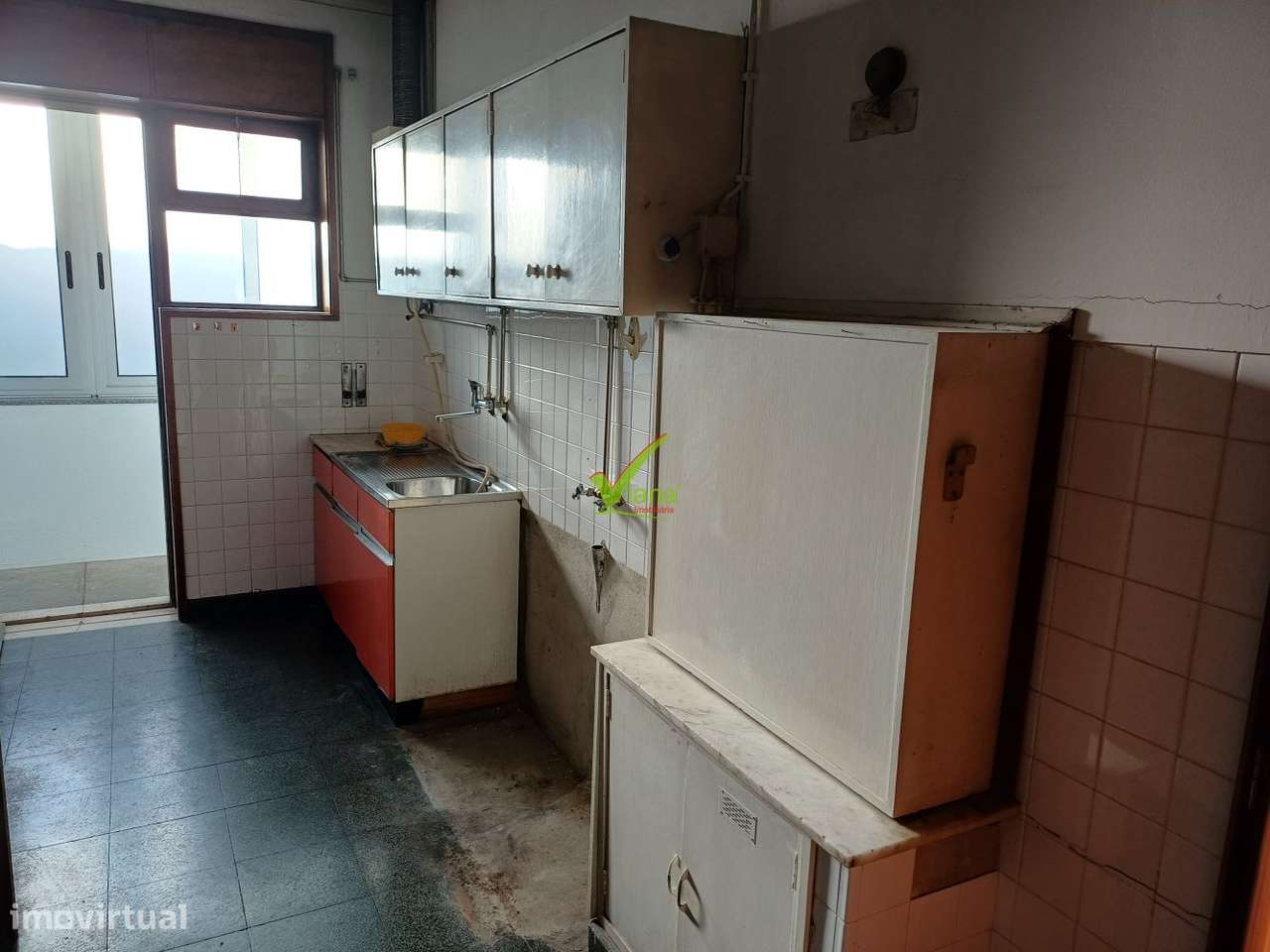 T. 3 a 50 metros da Praça do Almada-8