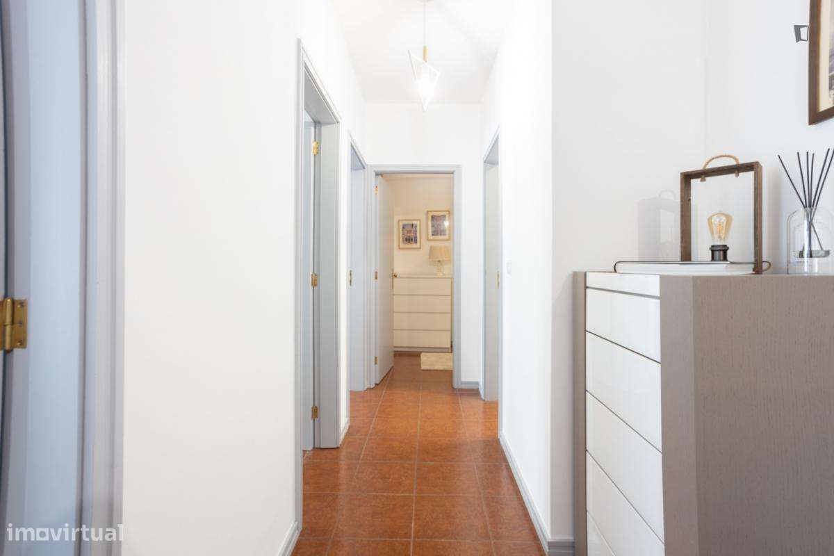 Apartamento com 1 quartos - localizado em Massarelos Porto - Grande imagem: 3/8