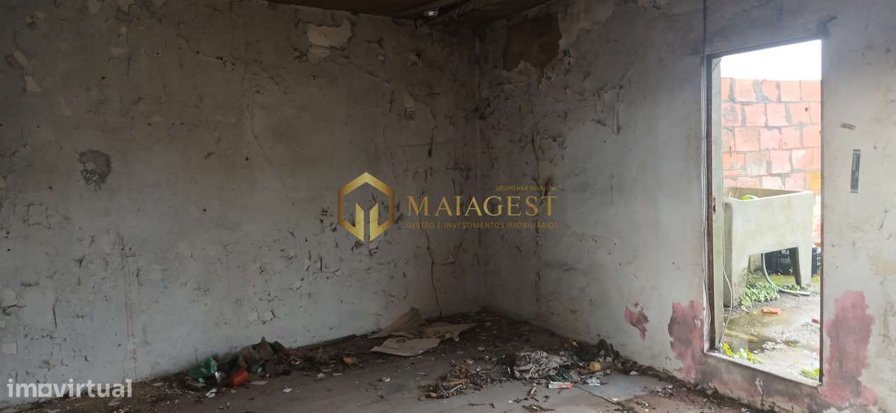 Lote de Terreno com Duas Moradias independentes para recuperar - Grande imagem: 5/20