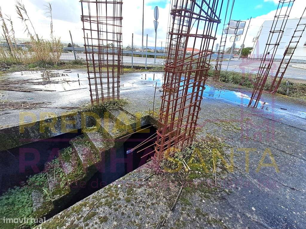 Terreno para construção de quatro moradias em banda, Cernache - Grande imagem: 5/9