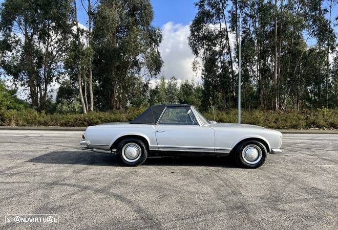 Mercedes-Benz SL 230 - 26