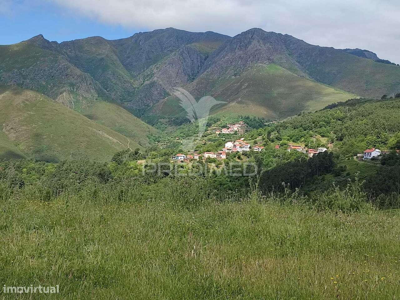 Venda de terreno com ruinas - Grande imagem: 5/29