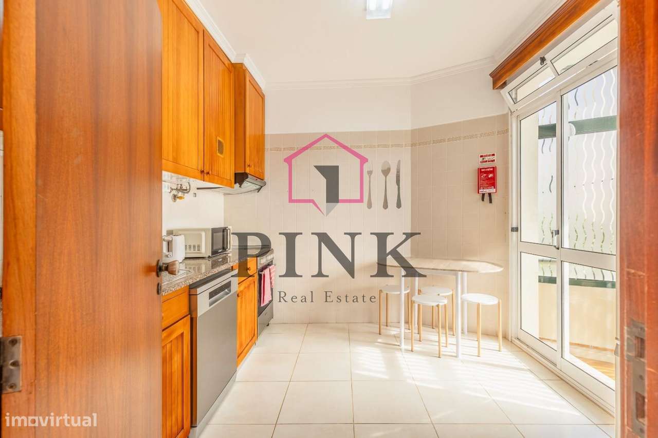Apartamento T2 no centro do Caniço – pronto a habitar-12