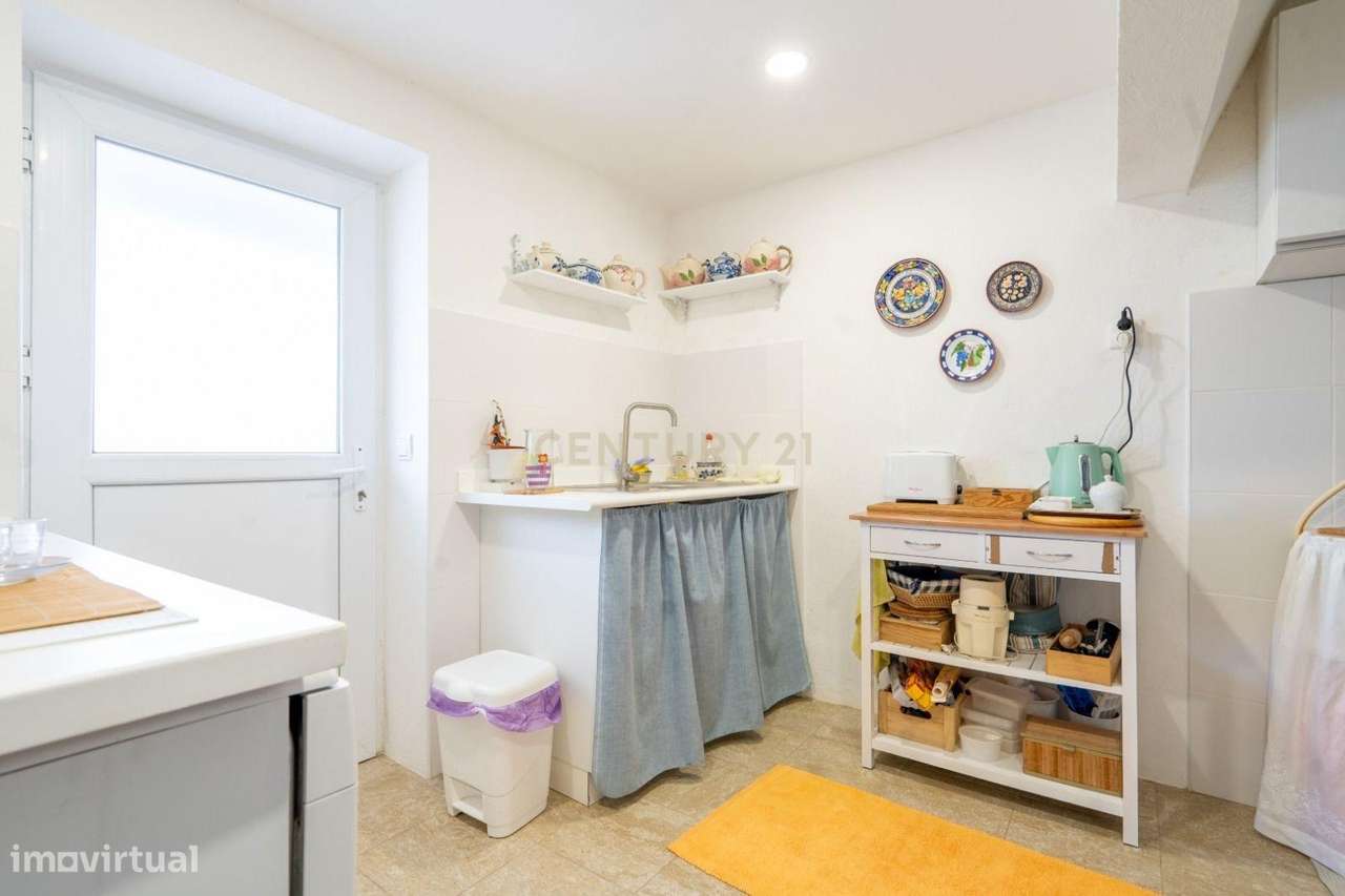 Fantástica Moradia em Serpins-20