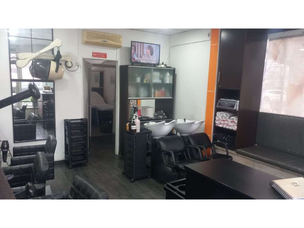 Loja junto ao Metro e Centro Comercial do Lumiar - Grande imagem: 4/6