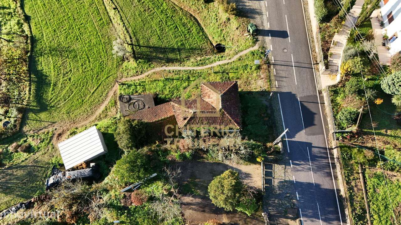 Moradia para Restaurar em Mancelos-9