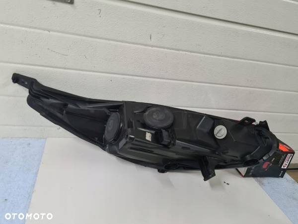 Lampa przednia lewa Ford Fiesta mk7 lift - 7