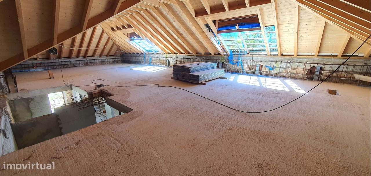 Moradia em primeira linha de mar com acesso direto á praia-7