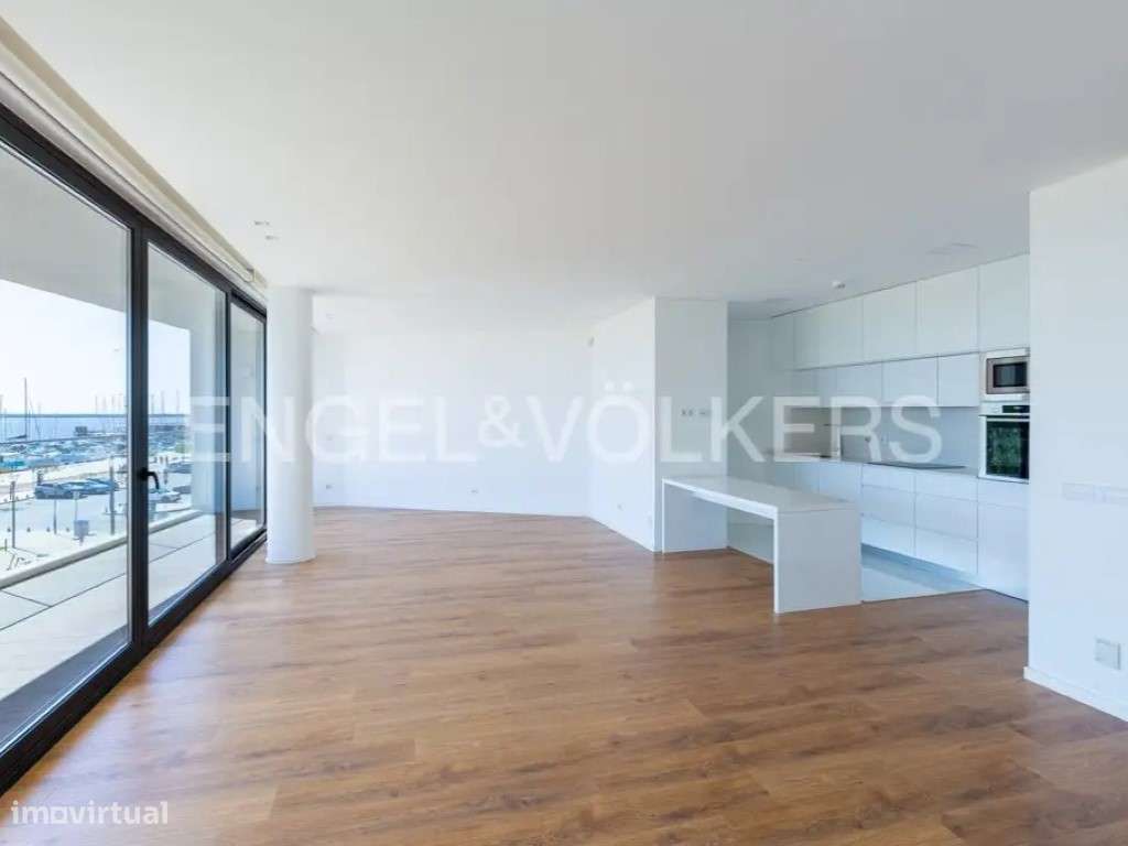 Apartamento T2 de luxo na marina de Olhão - Grande imagem: 2/37