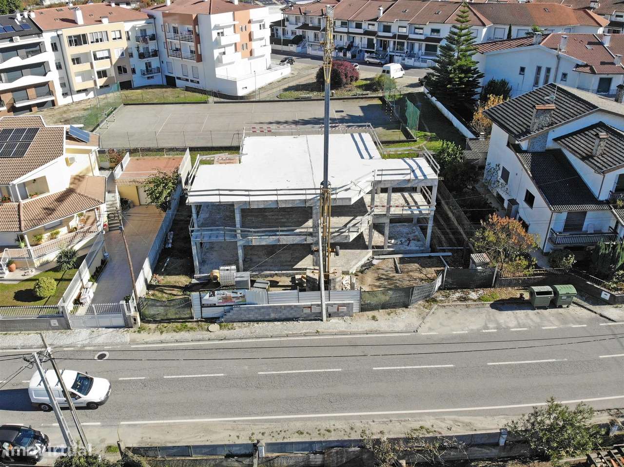 Moradia Geminada T3 em Fragosela, Viseu - Grande imagem: 2/10