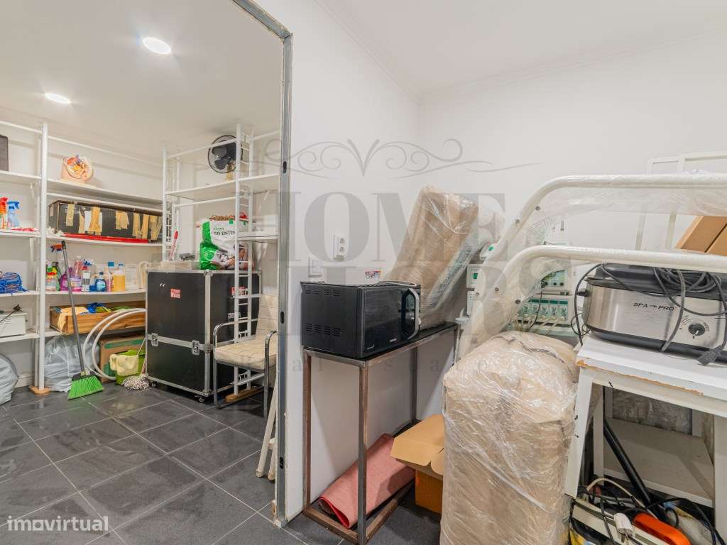 Trespasse de Clínica de Beleza - Localização Premium em Almada-11