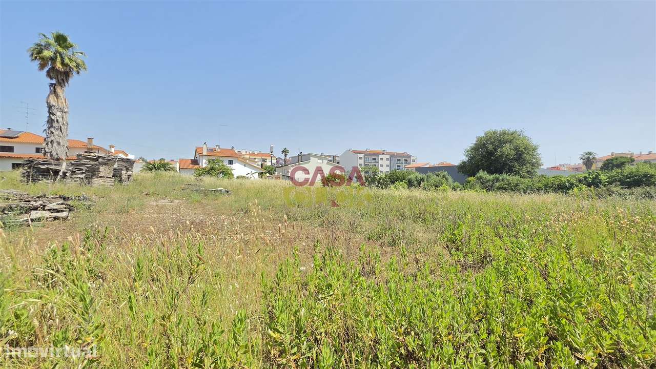 Terreno Para Construção T3 Venda em Nossa Senhora de Fátima,Entroncame-22
