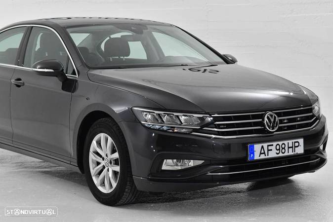 VW Passat 2.0 TDI Business DSG - 9