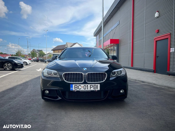 BMW Seria 5 525d xDrive AT - 1