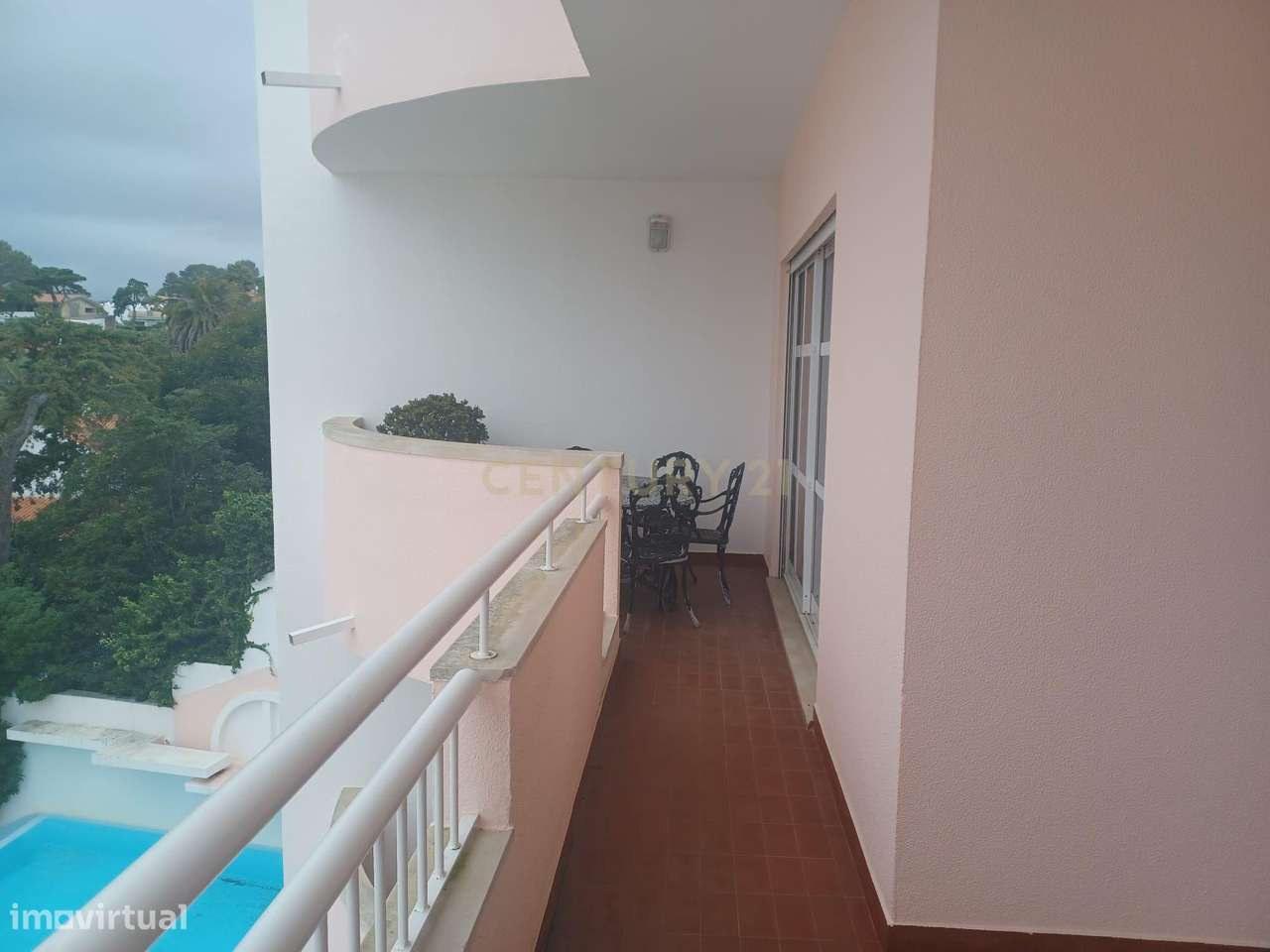 Apartamento T3 em Cascais com Vista Mar-23