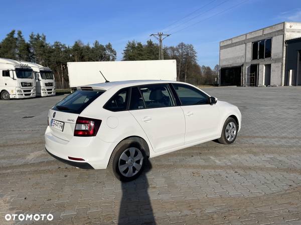 Skoda RAPID 1.6 TDI DPF Ambition - 19