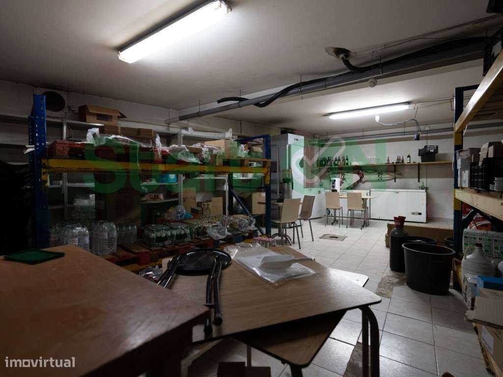 Venda de Imóvel Comercial Excelente Oportunidade de Investimento em...-28