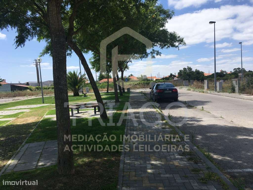Terreno Urbano para Construção de Moradia-2