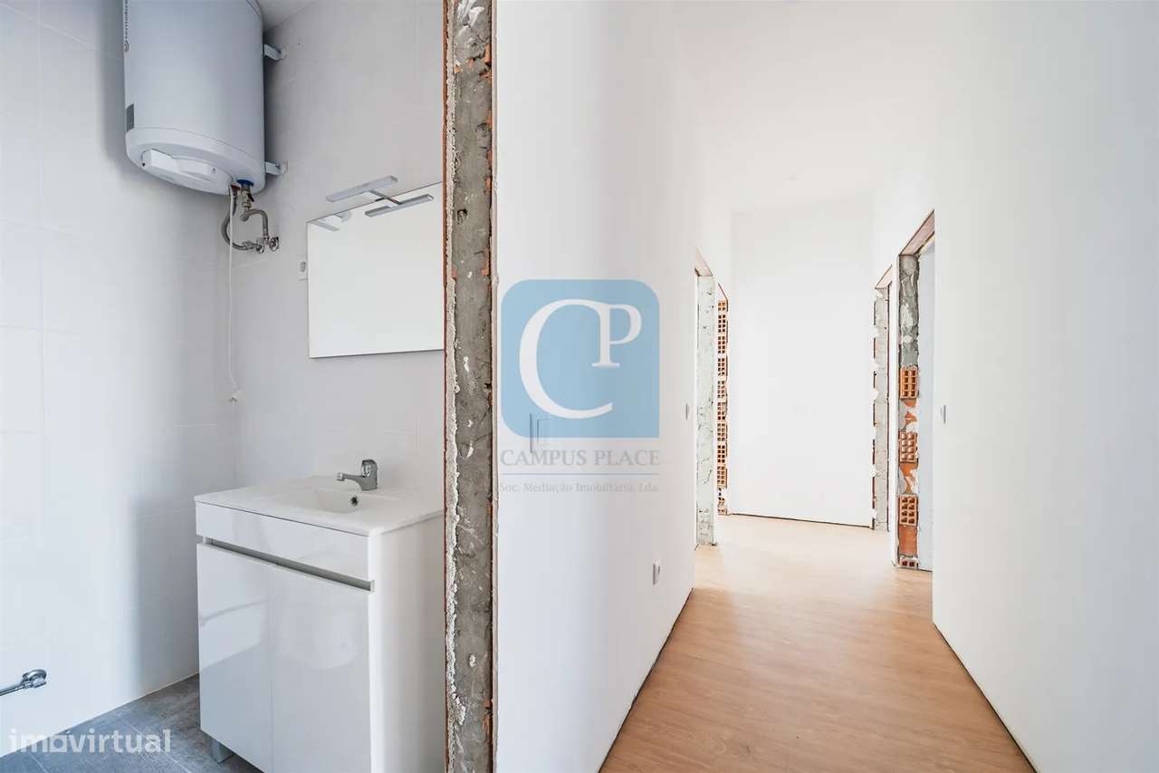 Moradia V5 remodelada em Soalhães, Marco de Canaveses - Grande imagem: 5/23