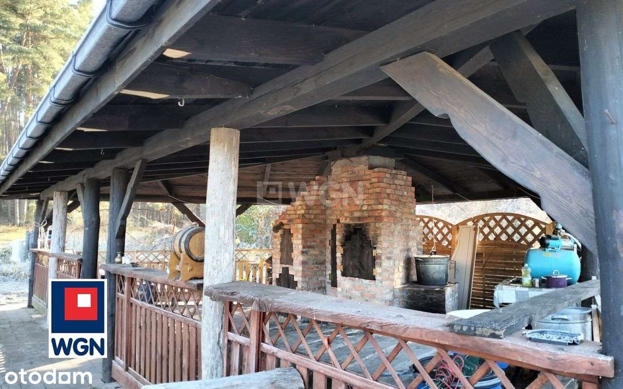 Posiadłość ze stawem z domem w budowie .-15