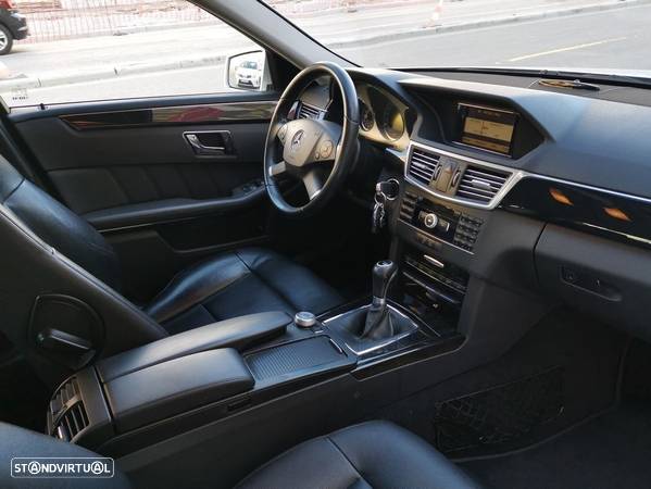 Mercedes-Benz E 250 CDi Avantgarde BlueEfficiency - 17